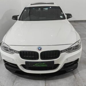 2019 BMW 320
